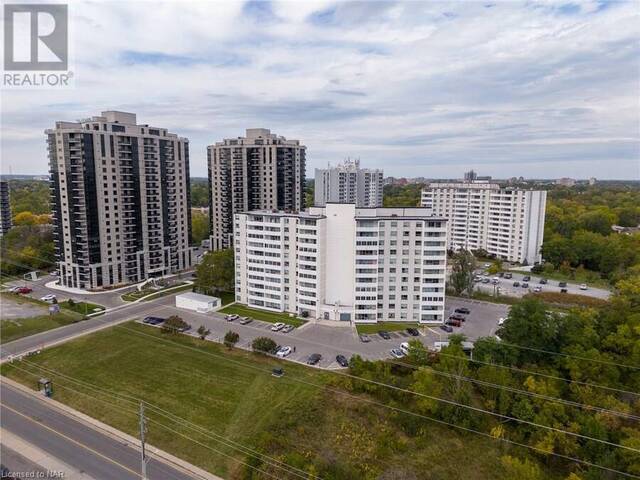 35 TOWERING HEIGHTS Boulevard Unit# 903 St. Catharines Ontario, L2T 3G8