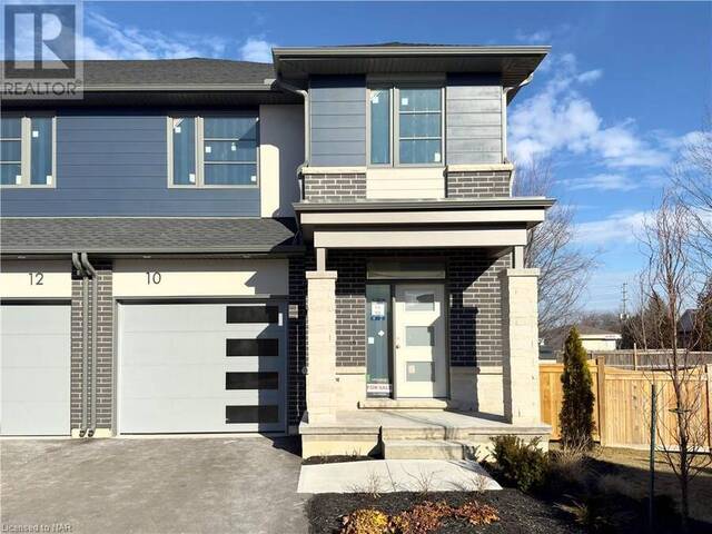 24 GRAPEVIEW Drive Unit# 10 St. Catharines Ontario, L2S 0G5