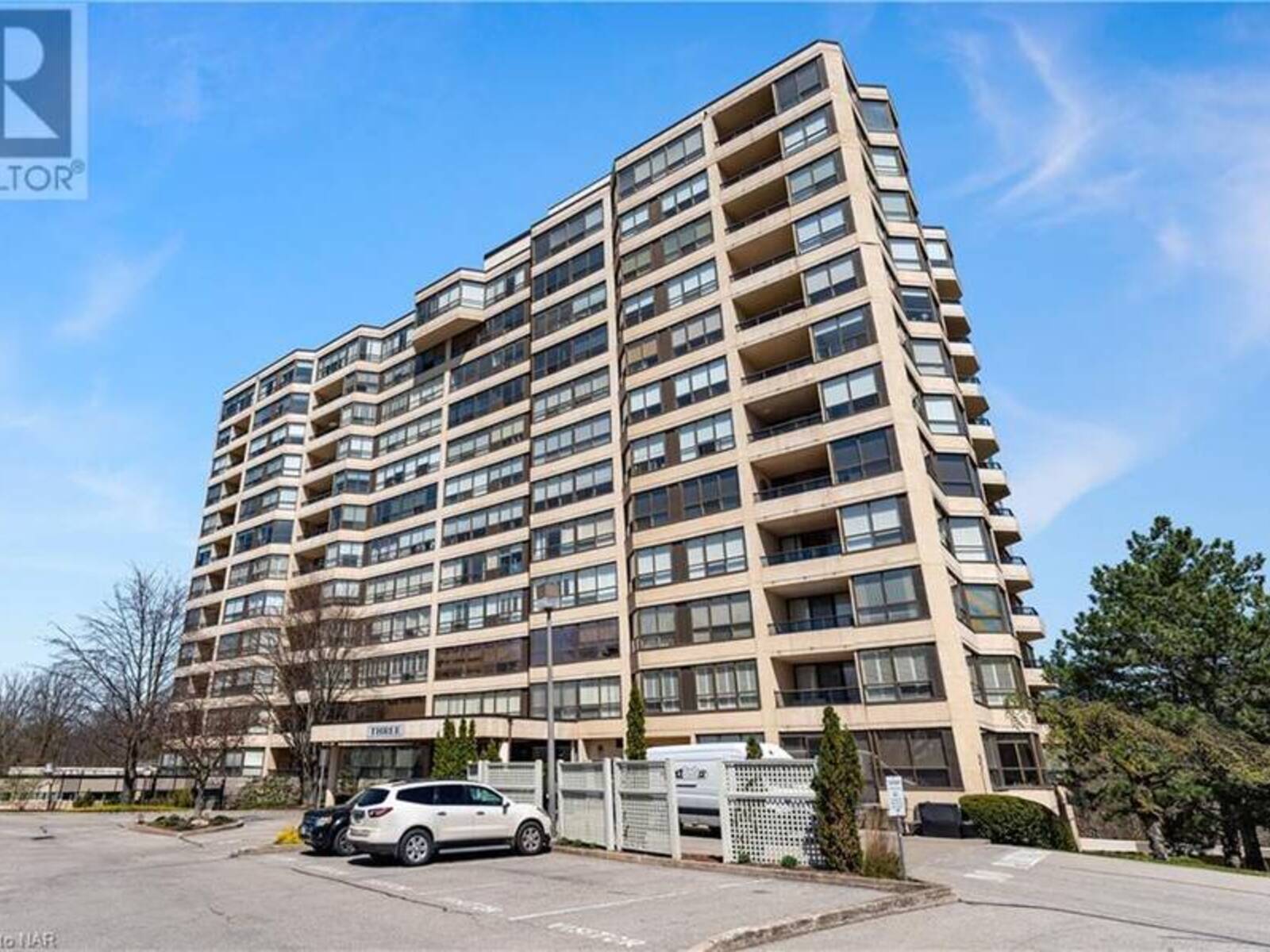 3 TOWERING HEIGHTS Boulevard Unit# 703, St. Catharines, Ontario L2T 4A4