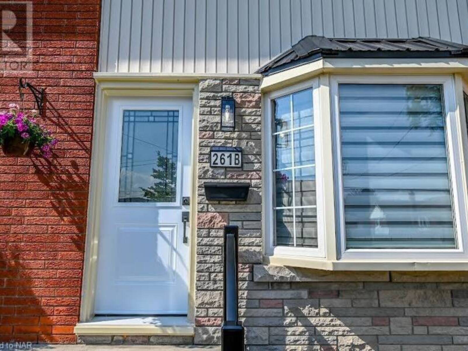 261 SCOTT Street Unit# B, St. Catharines, Ontario L2N 1H9