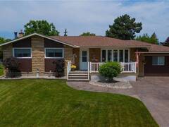 29 BISHOPS Road St. Catharines Ontario, L2M 1T8