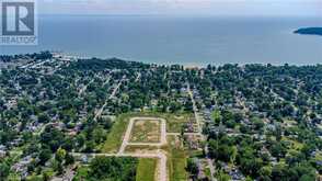 7 BEACHWALK Crescent | Crystal Beach Ontario | Slide Image Forty-two