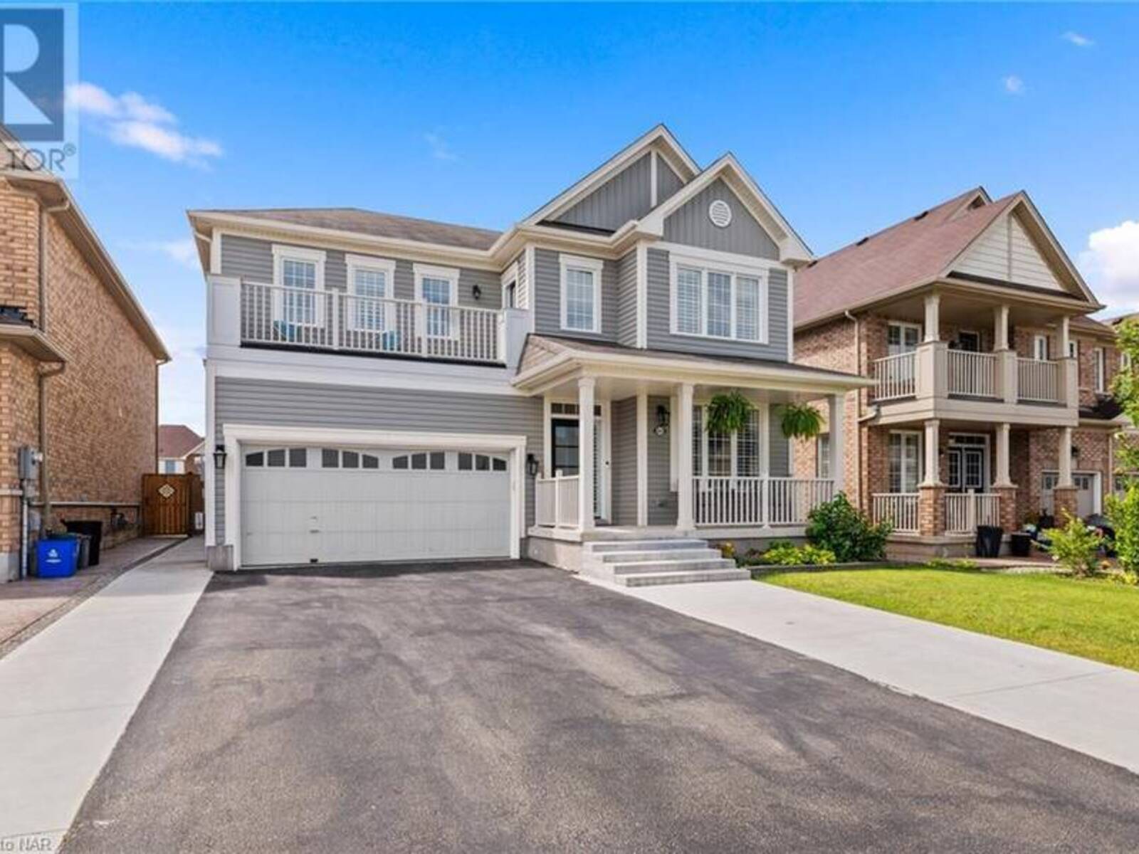 8849 DOGWOOD Crescent, Niagara Falls, Ontario L2H 2Y6