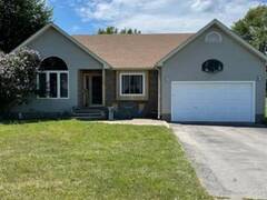 1193 PETTIT Road Fort Erie Ontario, L2A 5A4