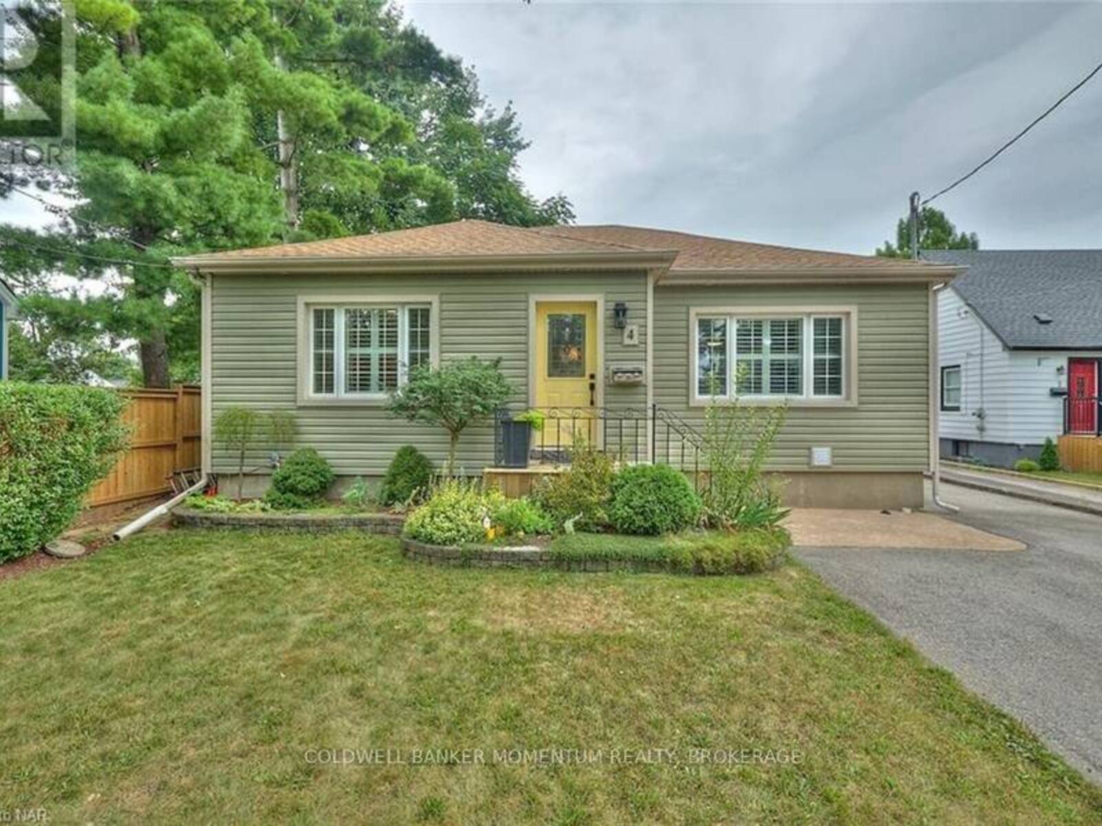 4 MELBA ROAD, St. Catharines, Ontario L2M 4P6