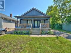 2 FAIRBURN Avenue St. Catharines Ontario, L2T 1B2