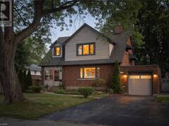 15 ROSEWOOD Avenue Welland Ontario, L3C 4A6