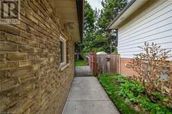 37 BENDINGROAD Crescent | St. Catharines Ontario | Slide Image Eleven