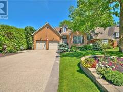 7 SCOTTDALE Court Fonthill Ontario, L0S 1E3