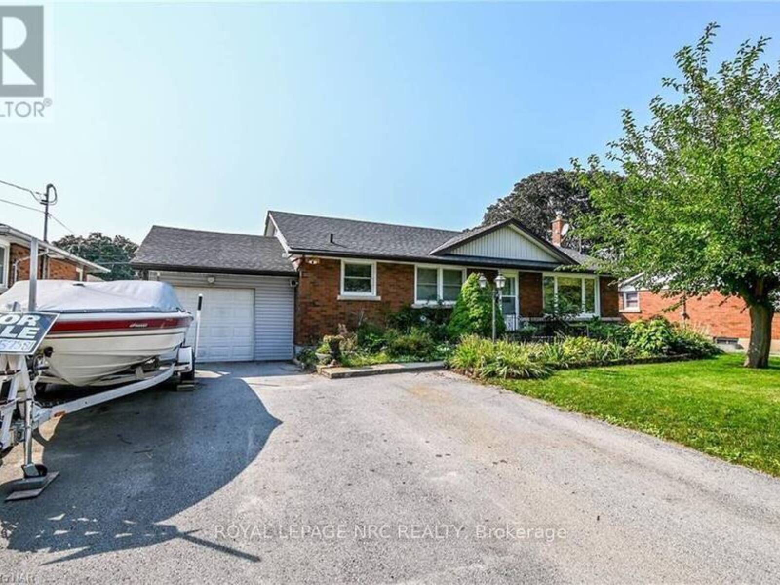 449 BUNTING ROAD, St. Catharines, Ontario L2M 3Z3