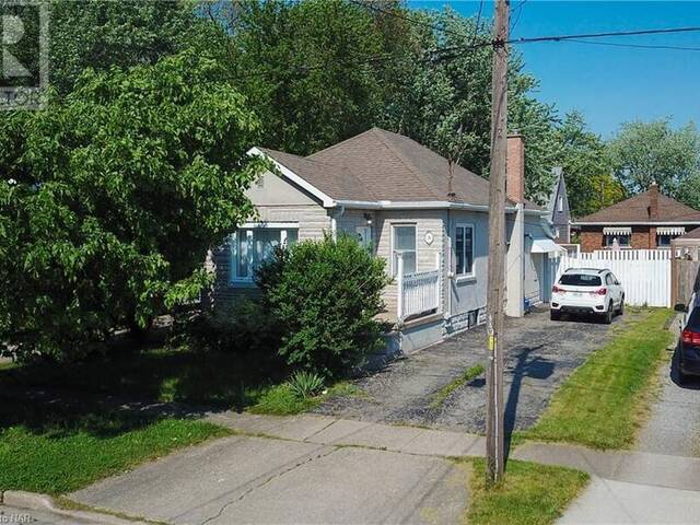 34 LYONS Avenue Welland Ontario, L3B 1L7