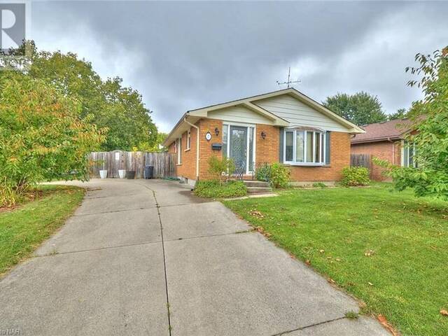 7 CAROUSEL Circle St. Catharines Ontario, L2N 6C9