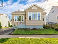 28 SHAKESPEARE Avenue St. Catharines Ontario, L2R 6M6