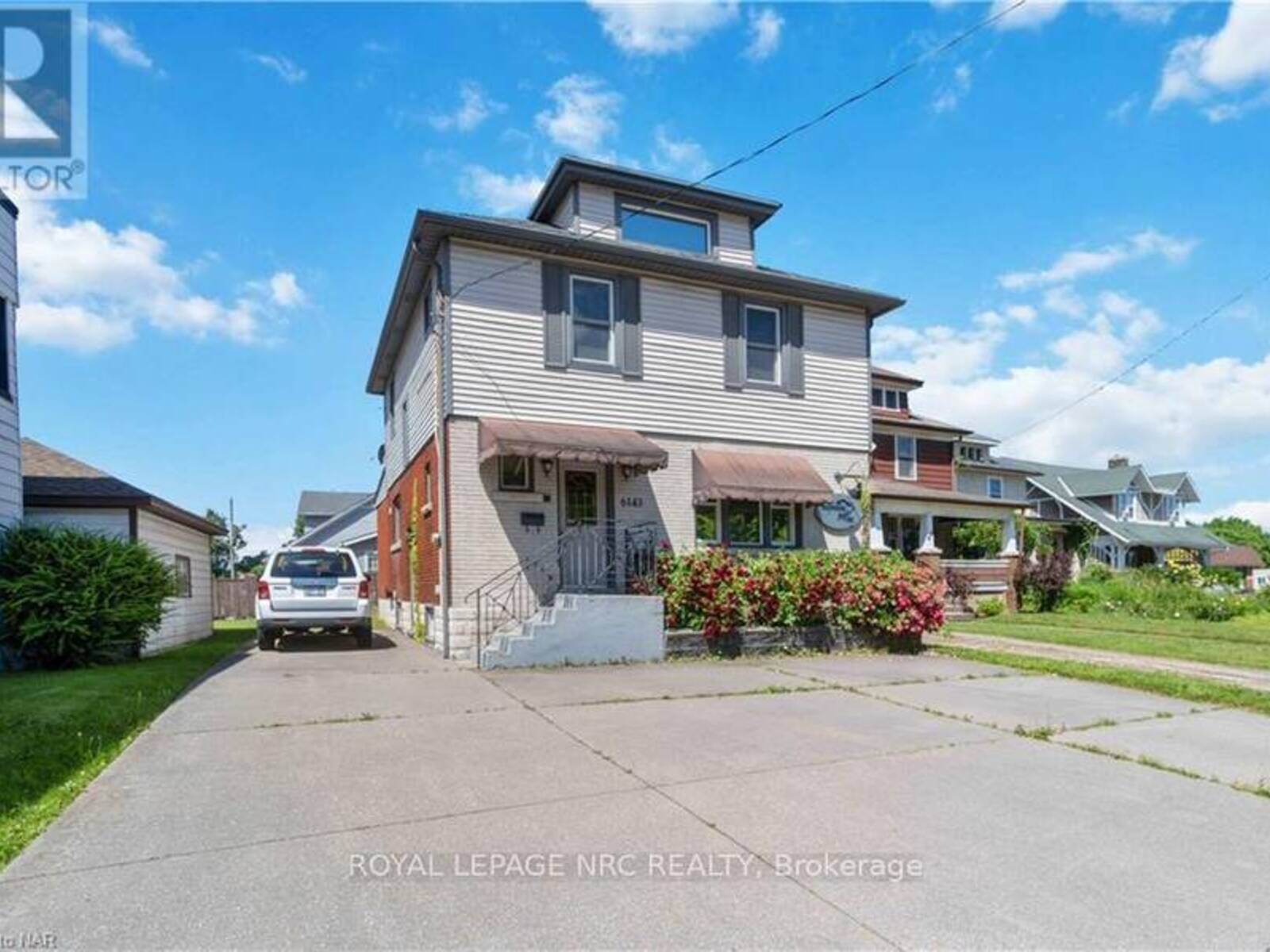 6143 MAIN STREET, Niagara Falls, Ontario L2G 6A2