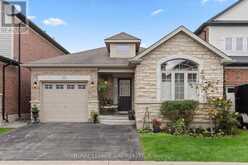 11 - 77 AVERY CRESCENT | St. Catharines Ontario | Slide Image One