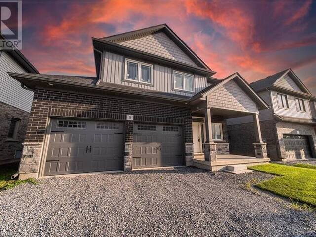 5 ALICIA Crescent Thorold Ontario, L2V 0M1