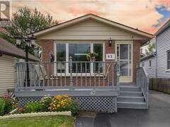 42 SANTONE Avenue Welland Ontario, L3C 2J4