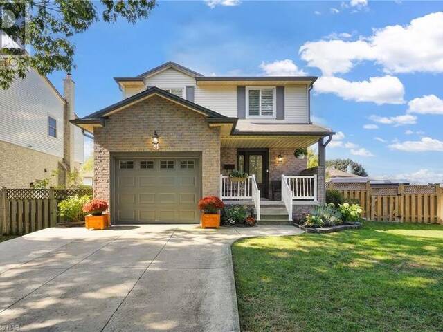 3 BUFFALO Court Stoney Creek Ontario, L8J 2A3