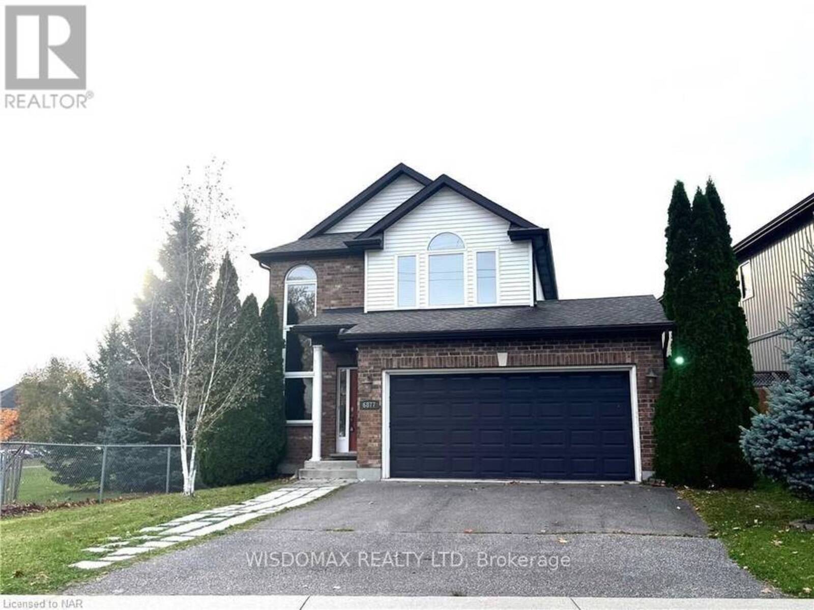 6877 AILANTHUS AVENUE, Niagara Falls, Ontario L2G 4C6