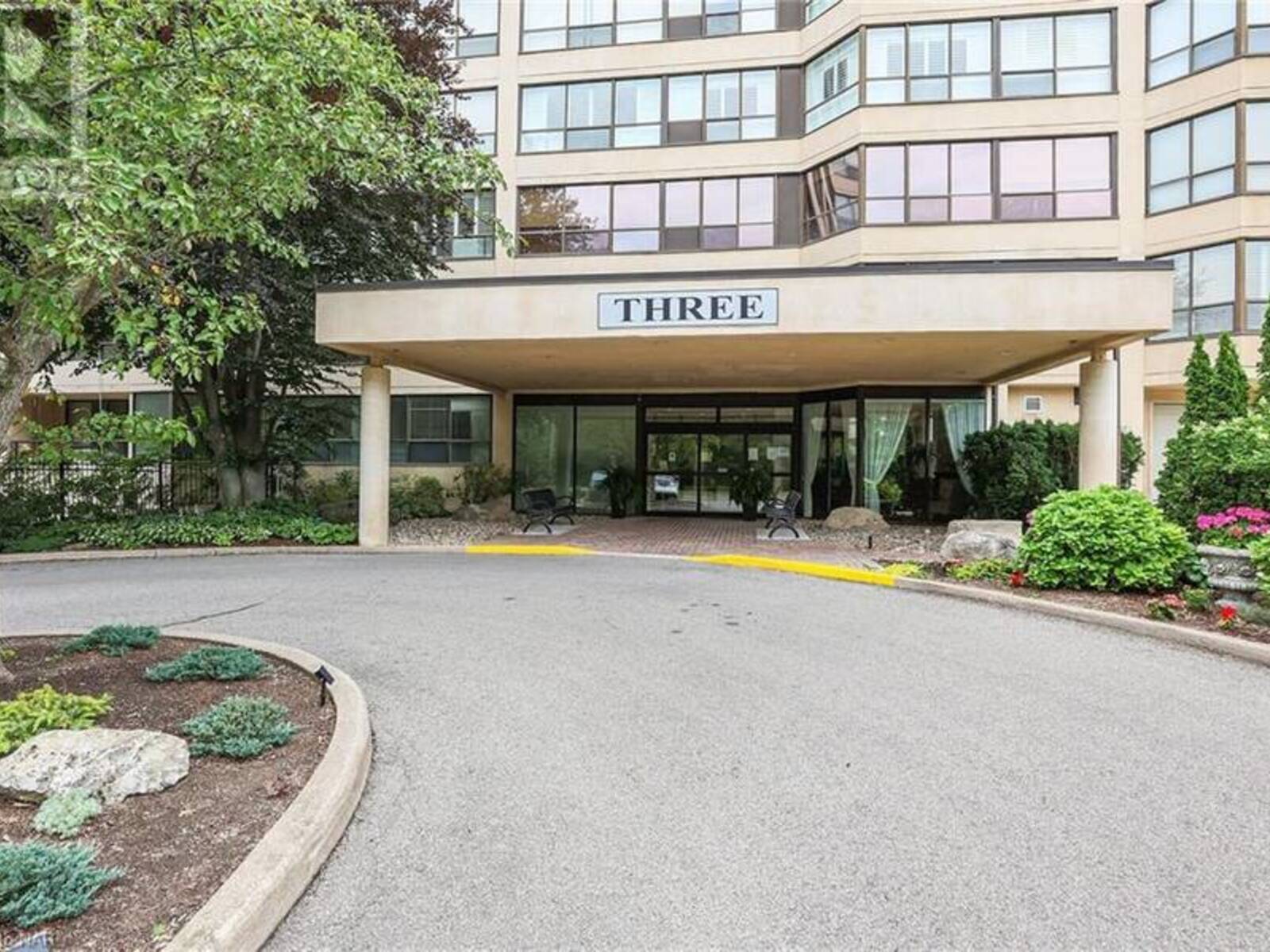 3 TOWERING HEIGHTS Boulevard Unit# 303, St. Catharines, Ontario L2T 4A4