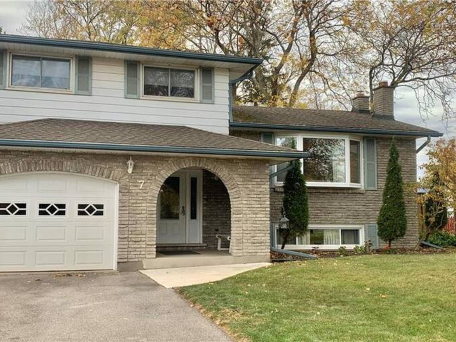 7 CRANBROOK Crescent, Welland, Ontario L3C 3P5