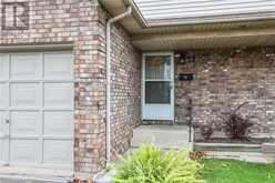 12 HILLVIEW ROAD N | St. Catharines Ontario | Slide Image Three