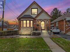 1671 KING STREET E Hamilton Ontario, L8K 1V2