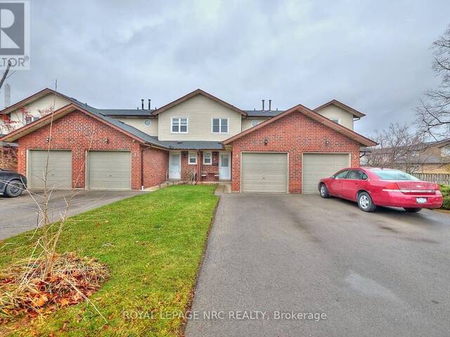 4 - 23 DYNASTY AVENUE Hamilton Ontario, L8G 4Z5