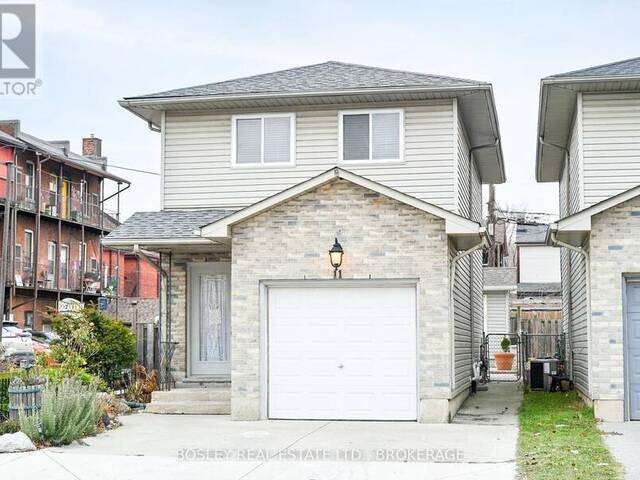 11 CHEEVER STREET Hamilton Ontario, L8L 5R6