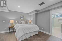 4 MERITAGE LANE | Niagara-on-the-Lake Ontario | Slide Image Thirty-two