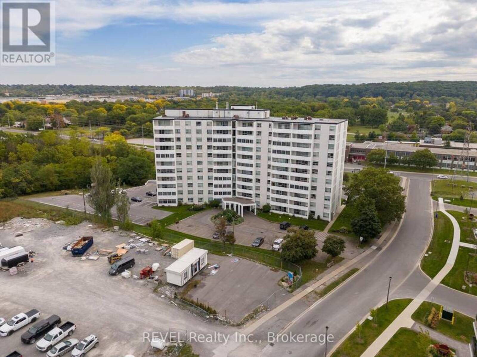 903 - 35 TOWERING HEIGHTS BOULEVARD, St. Catharines, Ontario L2T 3G8