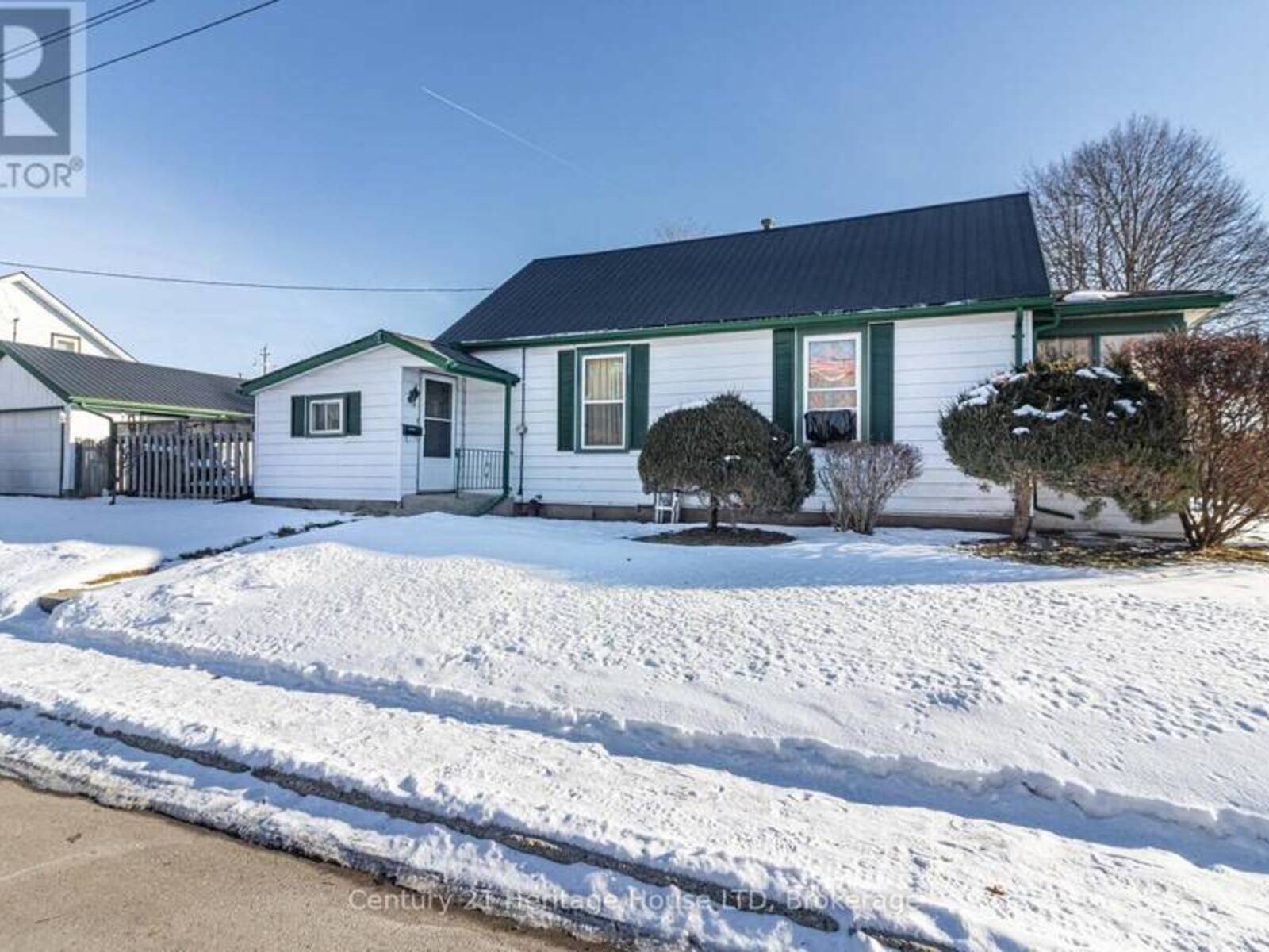 671 GEORGE STREET, Woodstock, Ontario N4S 4K2