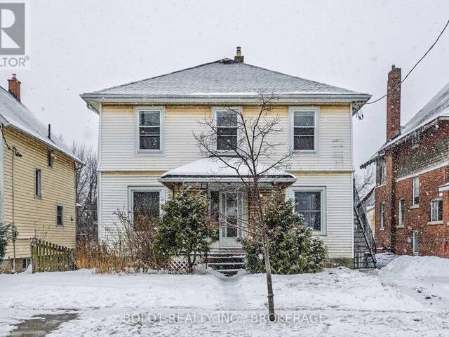 192 QUEENSTON STREET St. Catharines Ontario, L2R 2Z7 - 8 Bedrooms Home For Sale