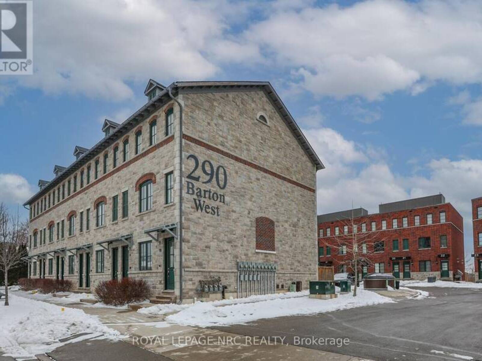 30 - 290 BARTON STREET W, Hamilton, Ontario L8R 3P3