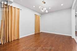32 SPARKLE DRIVE | Thorold Ontario | Slide Image Eight