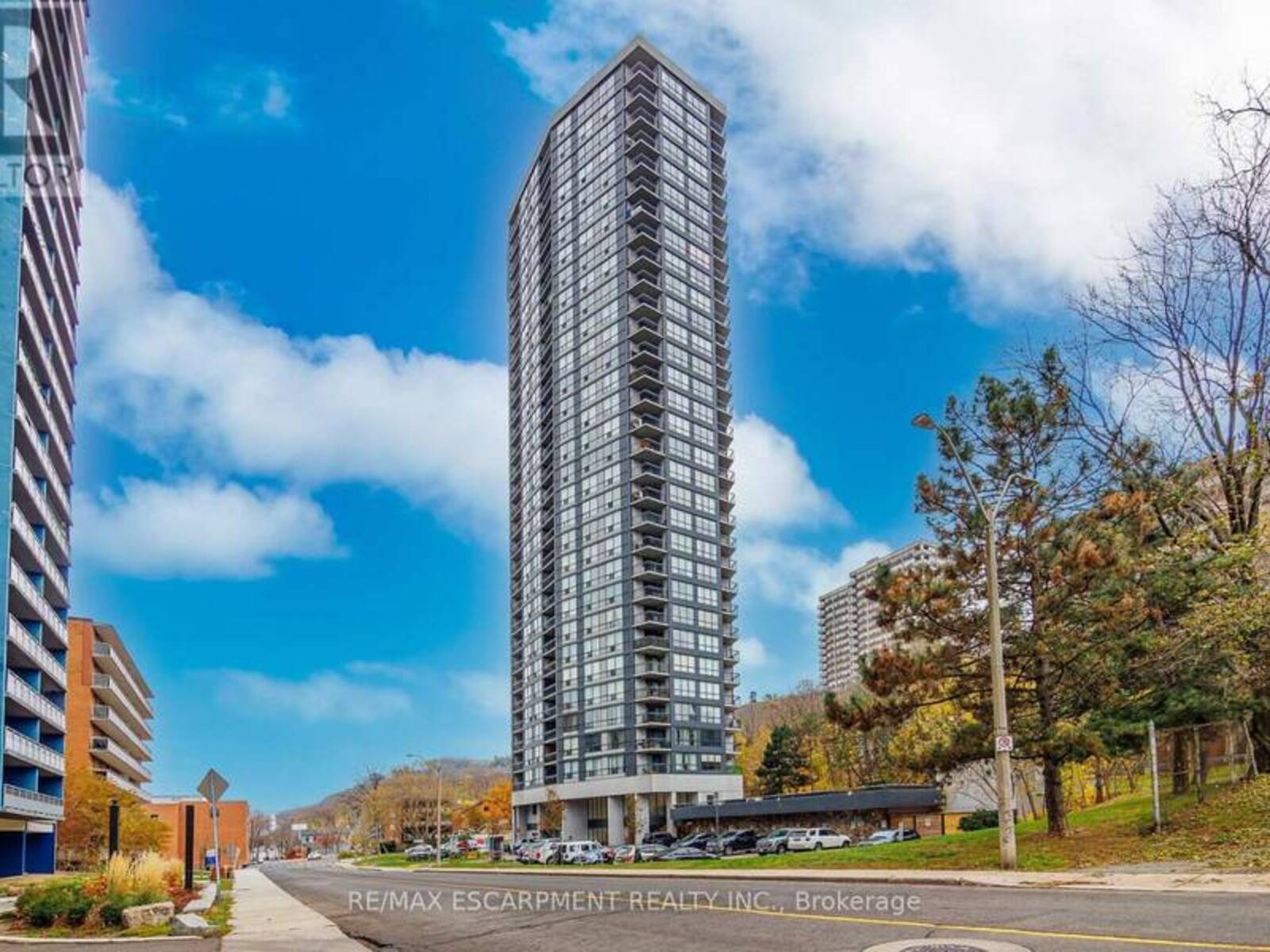 2604 - 150 CHARLTON AVENUE E, Hamilton, Ontario L8N 3X3