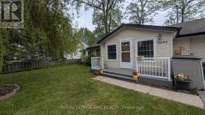 3093 HYMAN AVENUE | Fort Erie Ontario | Slide Image Two