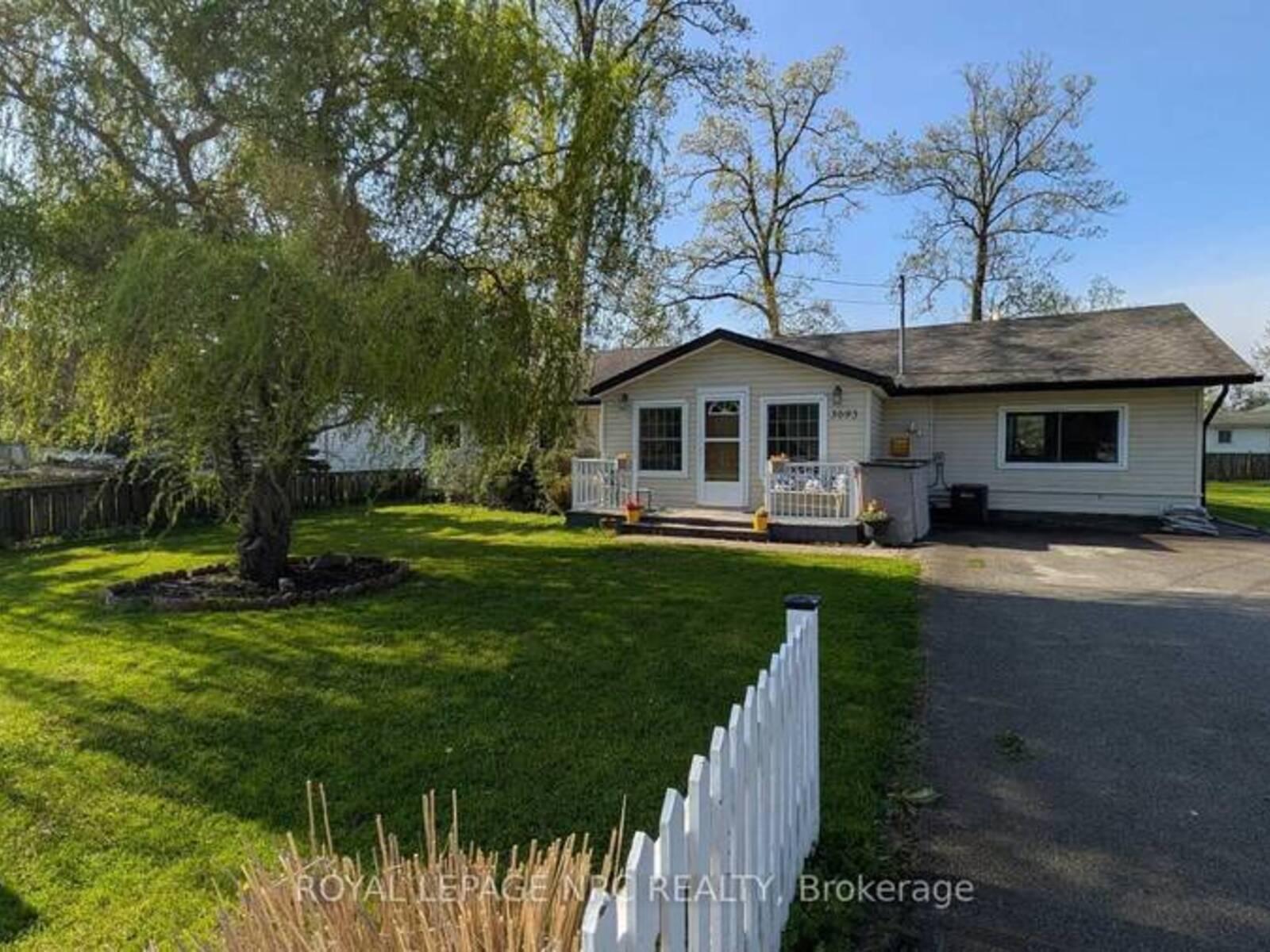 3093 HYMAN AVENUE, Fort Erie, Ontario L0S 1N0