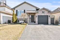 232 REGATTA DRIVE | Welland Ontario | Slide Image Two