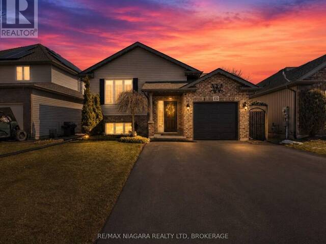 232 REGATTA DRIVE Welland Ontario, L3B 6E8 - 3 Bedrooms Home For Sale