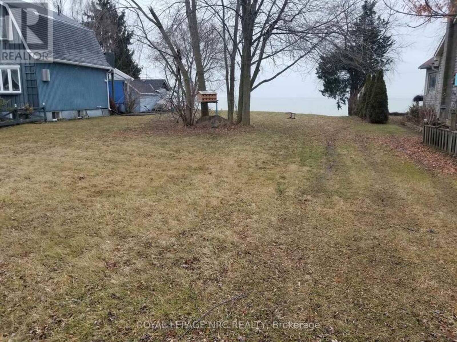 2594 LAKESHORE ROAD, Dunnville, Ontario N1A 2W8