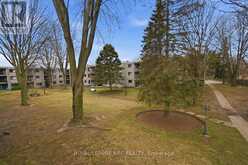 217 - 4658 DRUMMOND ROAD | Niagara Falls Ontario | Slide Image Fifteen