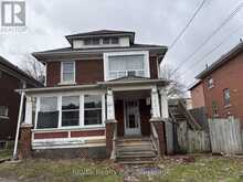 4819 FOURTH AVENUE | Niagara Falls Ontario | Slide Image Three