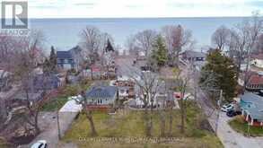 10A BETTS AVENUE | Grimsby Ontario | Slide Image Eight