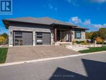 2 FEDORKOW LANE | Niagara-on-the-Lake Ontario | Slide Image Two