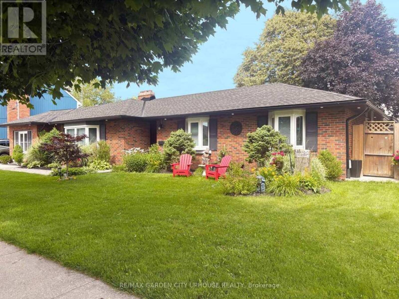 190 FIRST STREET LOUTH STREET, St. Catharines, Ontario L2S 0A6