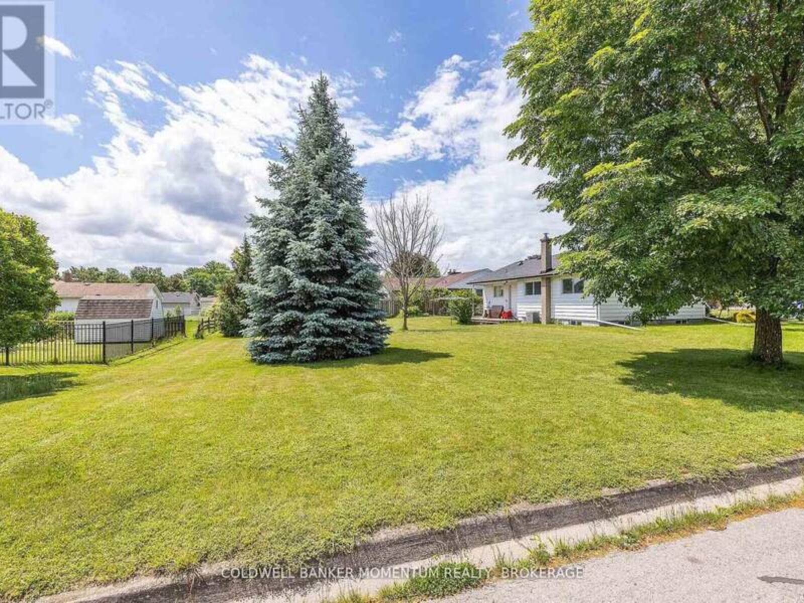 23 & 29 DEXTER DRIVE, Welland, Ontario L3C 2Y8