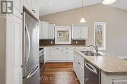 20 CRIMSON DRIVE | Niagara-on-the-Lake Ontario | Slide Image Ten