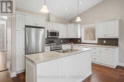 20 CRIMSON DRIVE | Niagara-on-the-Lake Ontario | Slide Image Eleven
