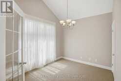 20 CRIMSON DRIVE | Niagara-on-the-Lake Ontario | Slide Image Six